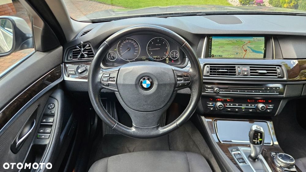 BMW Seria 5 520d - 18