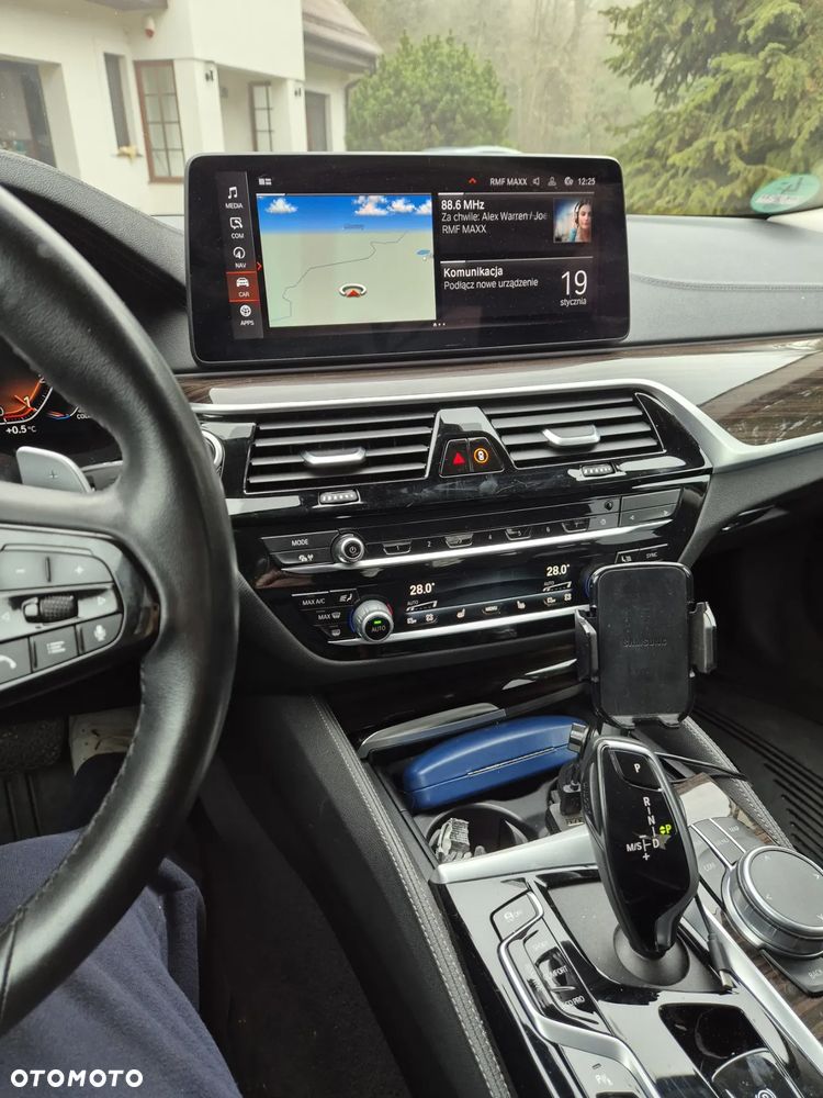 BMW Seria 5 530i GPF Luxury Line - 9