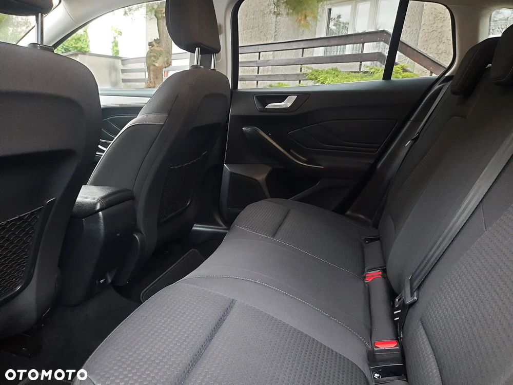 Ford Focus 1.5 EcoBlue Start-Stopp-System ACTIVE STYLE - 32