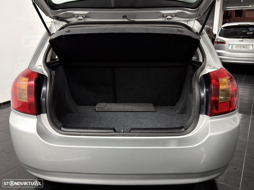 Toyota Corolla 1.4 VVT-i Edition - 10