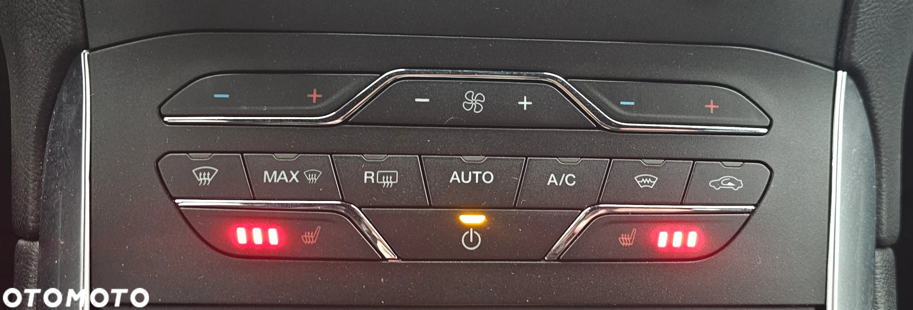 Ford S-Max - 25