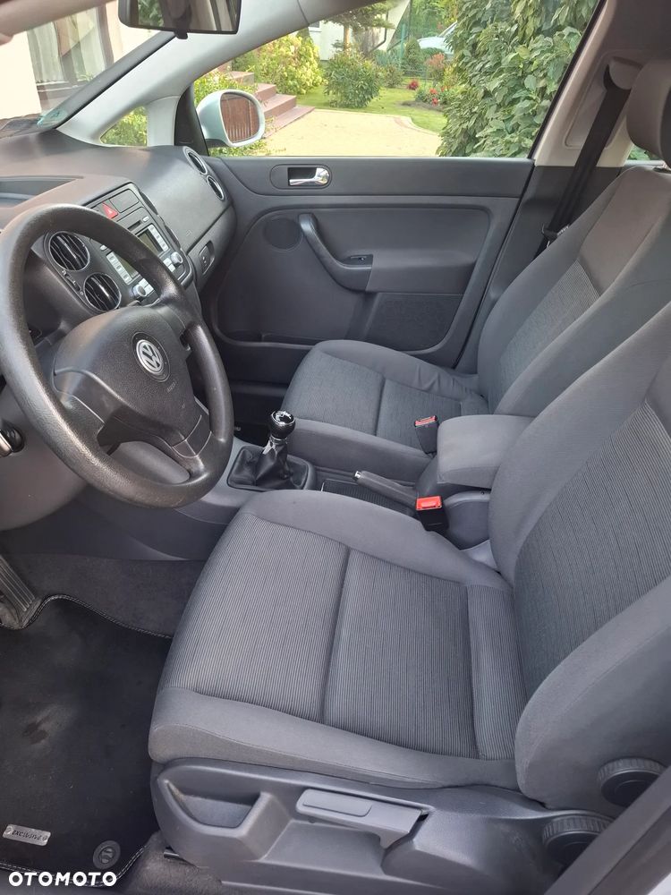 Volkswagen Golf Plus - 13