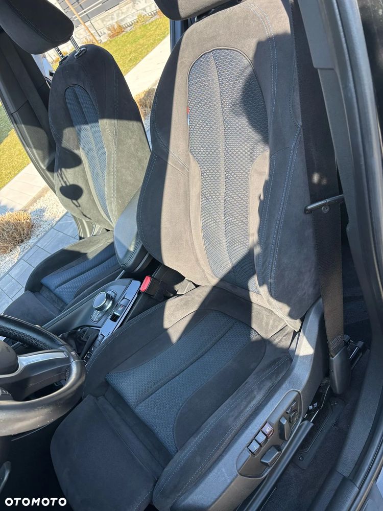 BMW X1 xDrive20i M Sport sport - 20