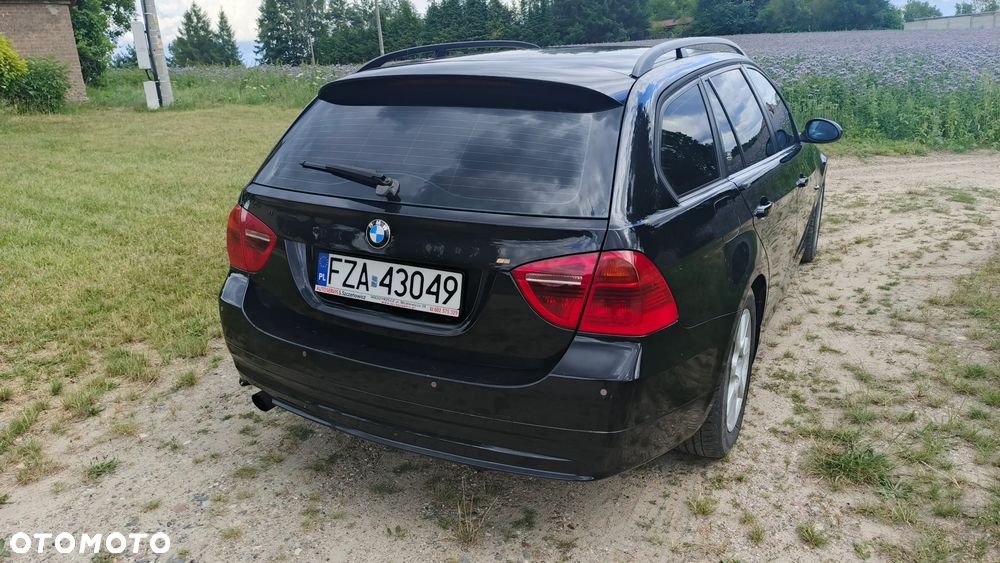 BMW Seria 3 320d - 5