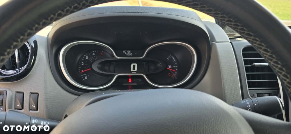 Renault Trafic - 6