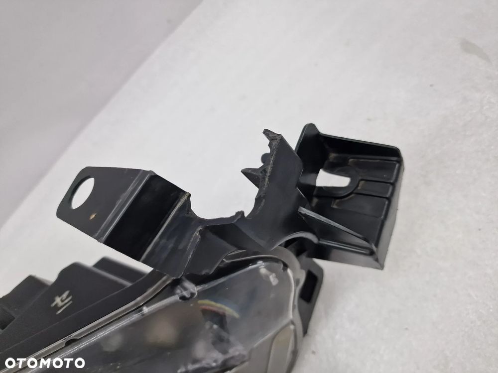MAZDA 6 GJ LIFT 15- PRAWA LED LAMPA PRZEDNIA PRZÓD , NR AUKCJI LA283 - 9