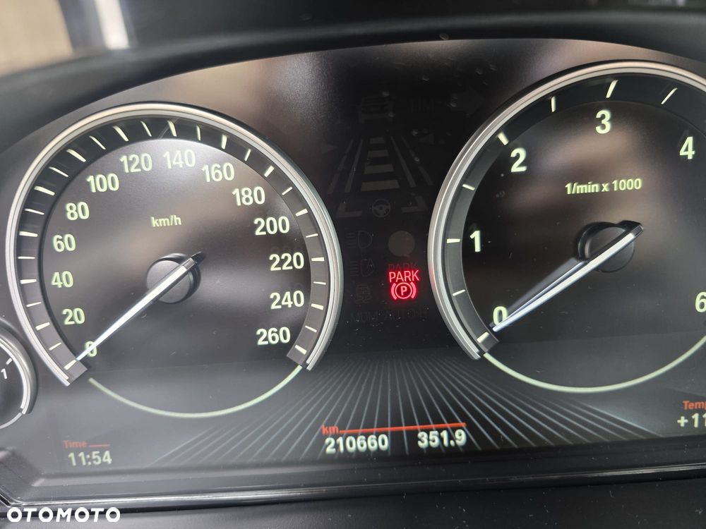 BMW X5 sDrive25d Sport-Aut - 3