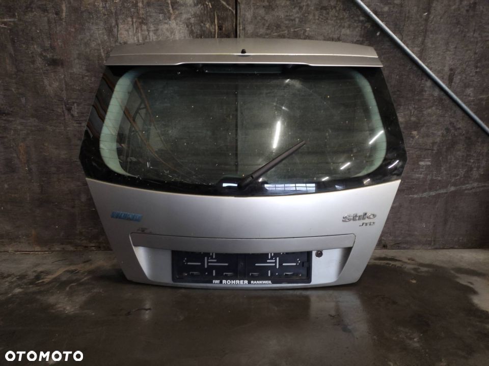 KOMPLETNY TYŁ KLAPA ZDERZAK LAMPY STILO I 3D 647 - 13