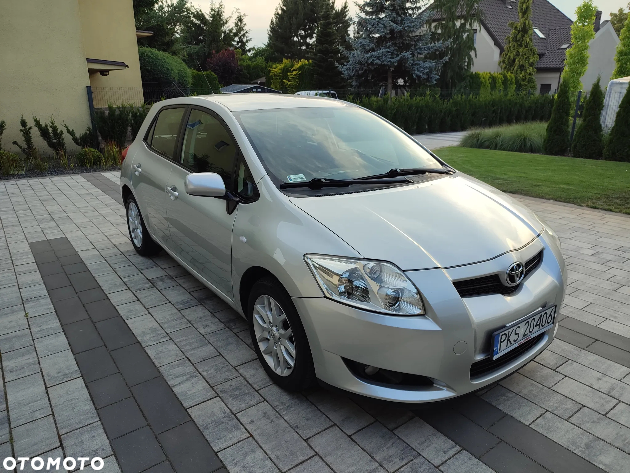 Toyota Auris 1.6 VVT-i Luna MM - 2