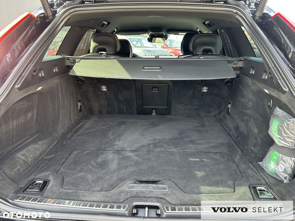 Volvo V90 - 37