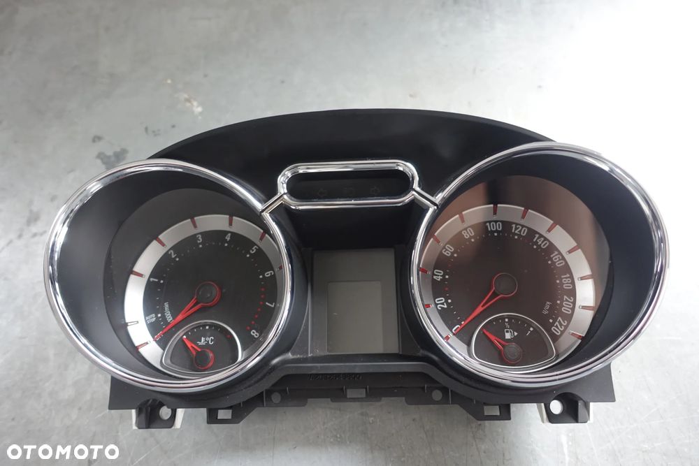 LICZNIK ZEGARY OPEL ADAM 1.2 39004981 - 1