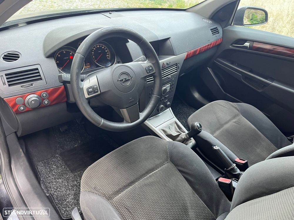 Opel Astra 1.7 CDTI Cosmo M5 - 15