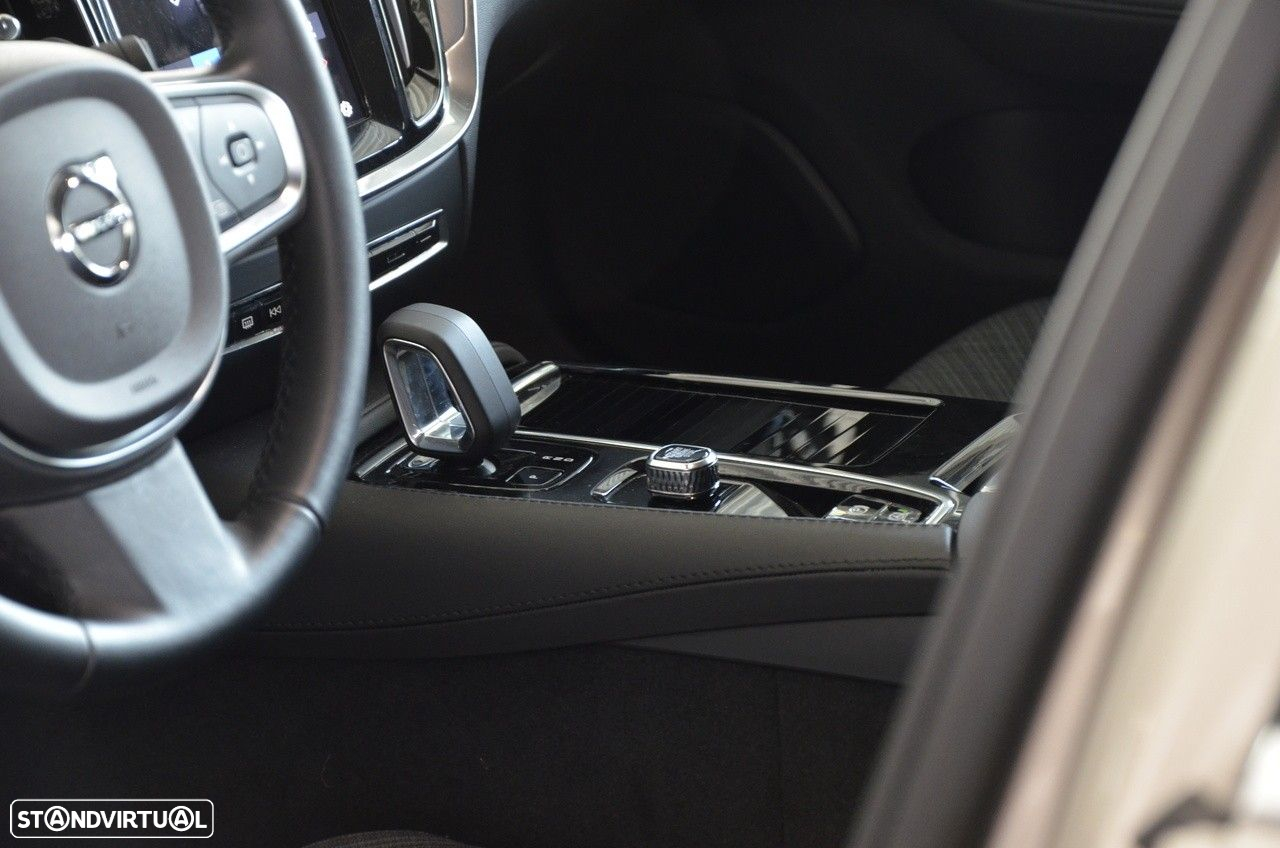 Volvo V60 2.0 T6 AWD TE Core - 8
