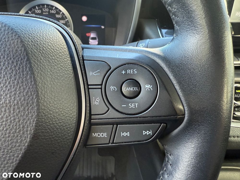 Toyota Corolla 1.8 Hybrid Comfort - 24