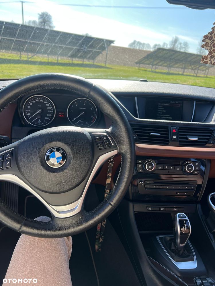 BMW X1 sDrive18d - 15