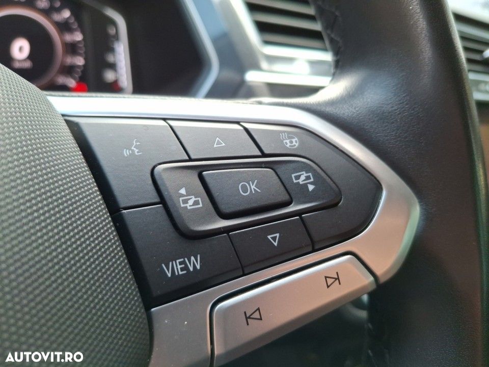 Volkswagen Tiguan - 19