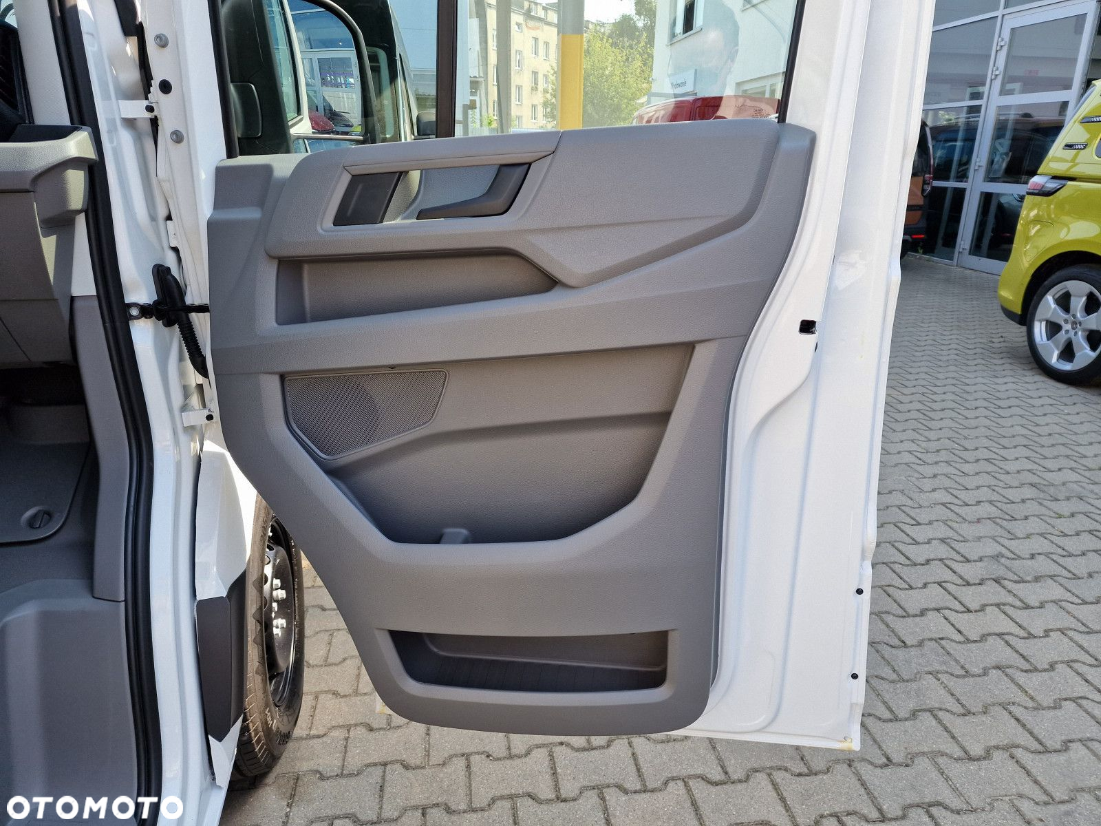 Volkswagen Crafter 2.0 TDI Manual - 24