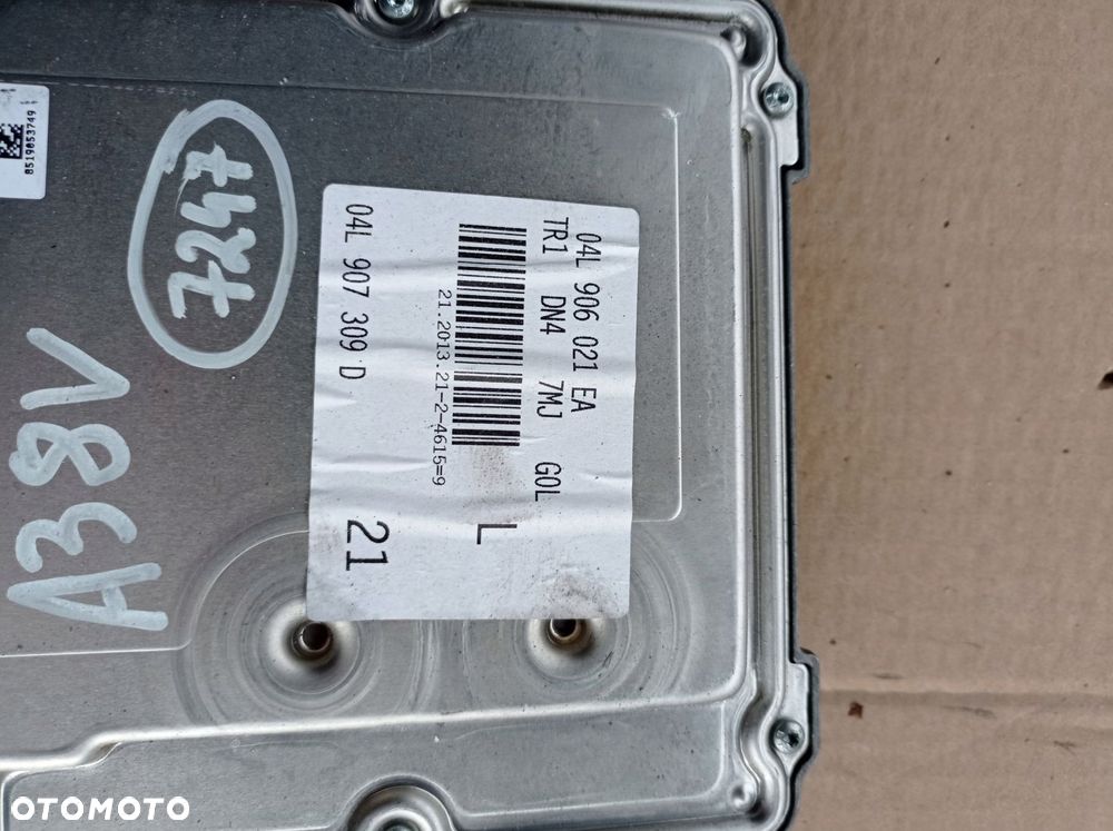 AUDI A3 8V MODUŁ 04L906021EA - 2