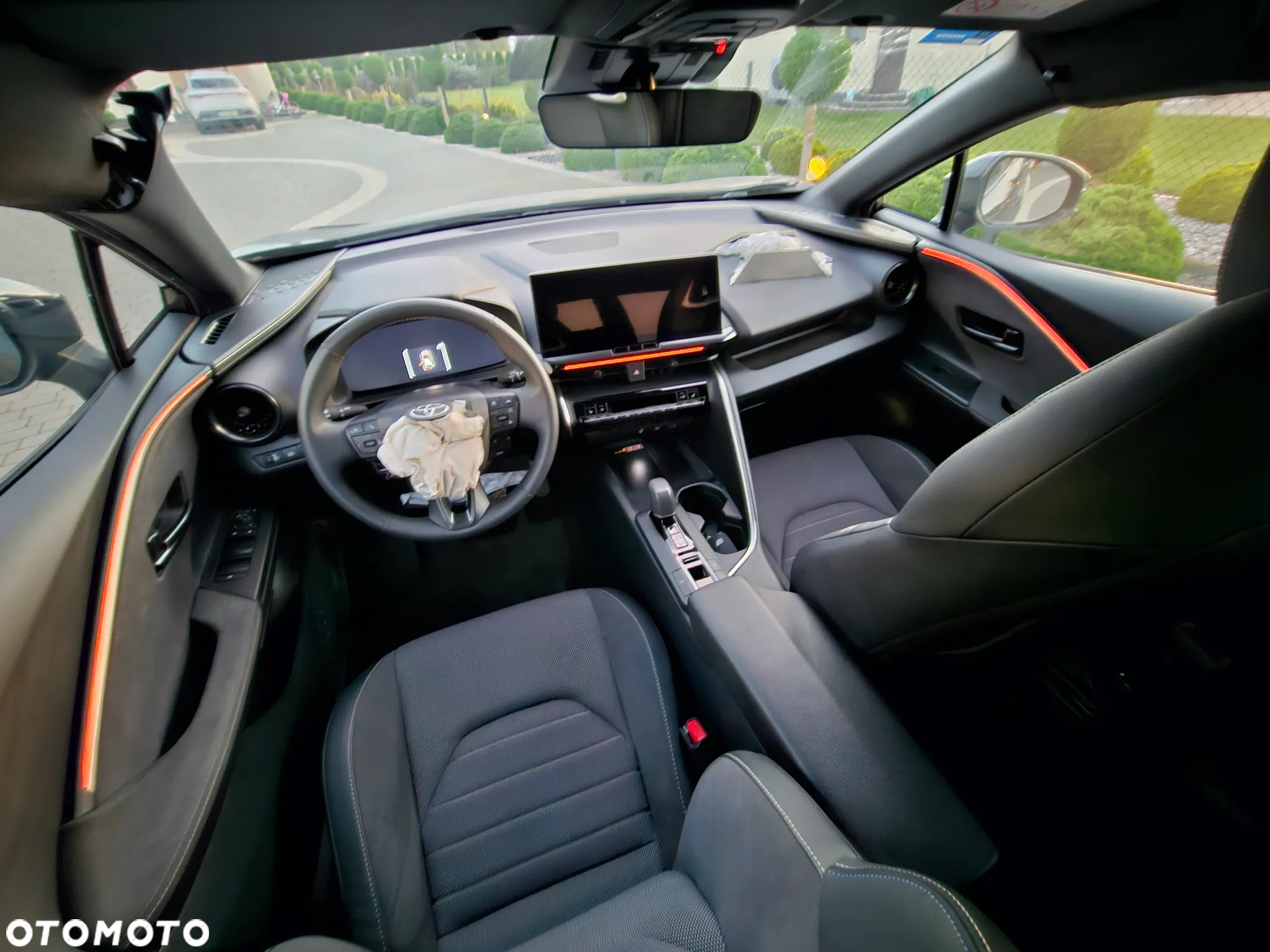 Toyota C-HR 1.8 Hybrid Executive - 11