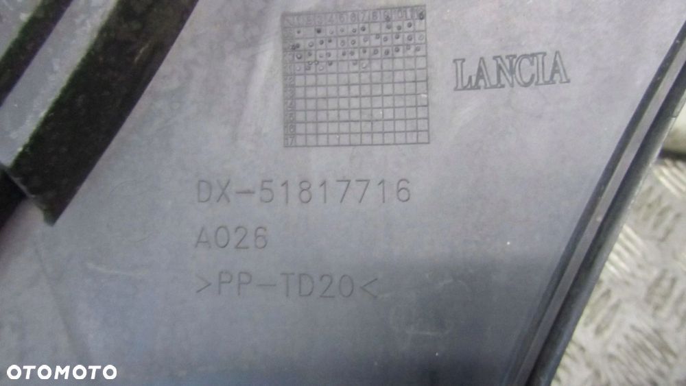 CHRYSLER LANCIA DELTA III ZDERZAK PRZÓD 284 08-14 53 - 13