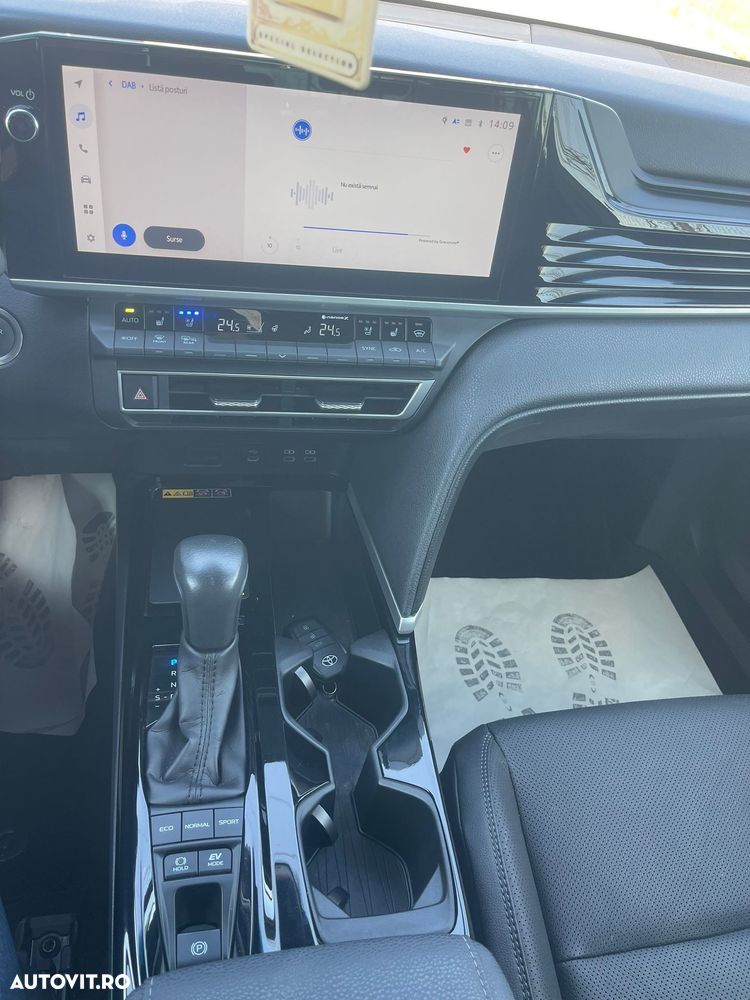 Toyota Camry 2.5 Dynamic - 16