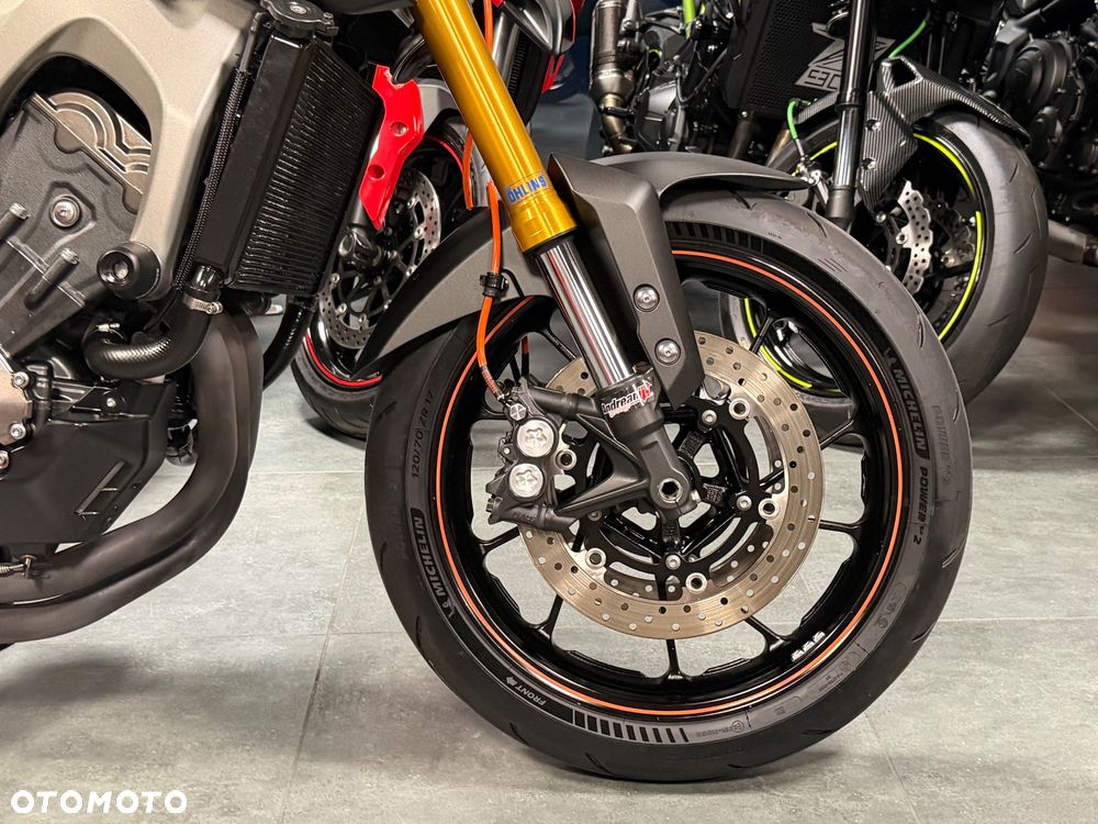 Yamaha MT - 8