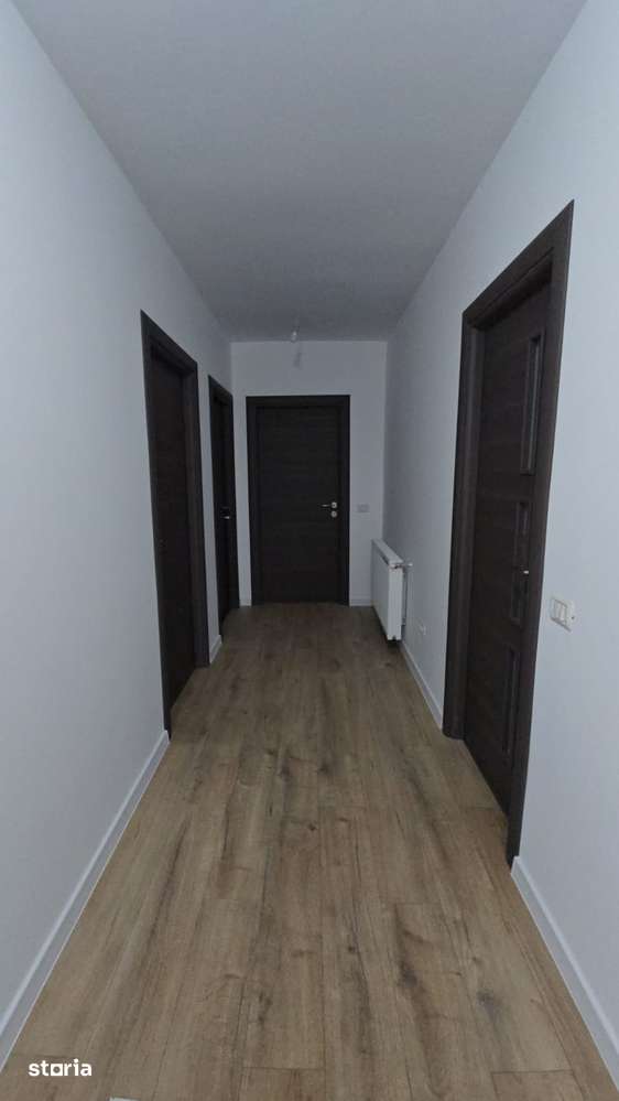 CASA P+1 BRADU 600 MP, TEREN, LA 3 KM DE ORASUL PITESTI - Imagine principală: 3/8