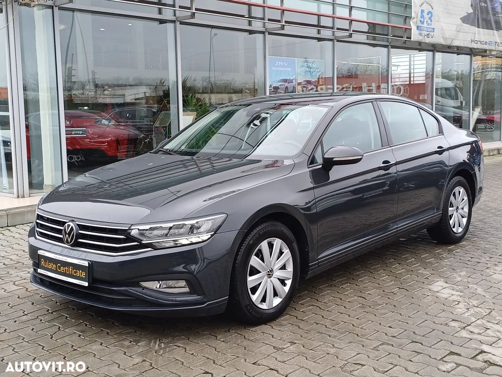 Volkswagen Passat 1.5 TSI ACT DSG Trendline - 2