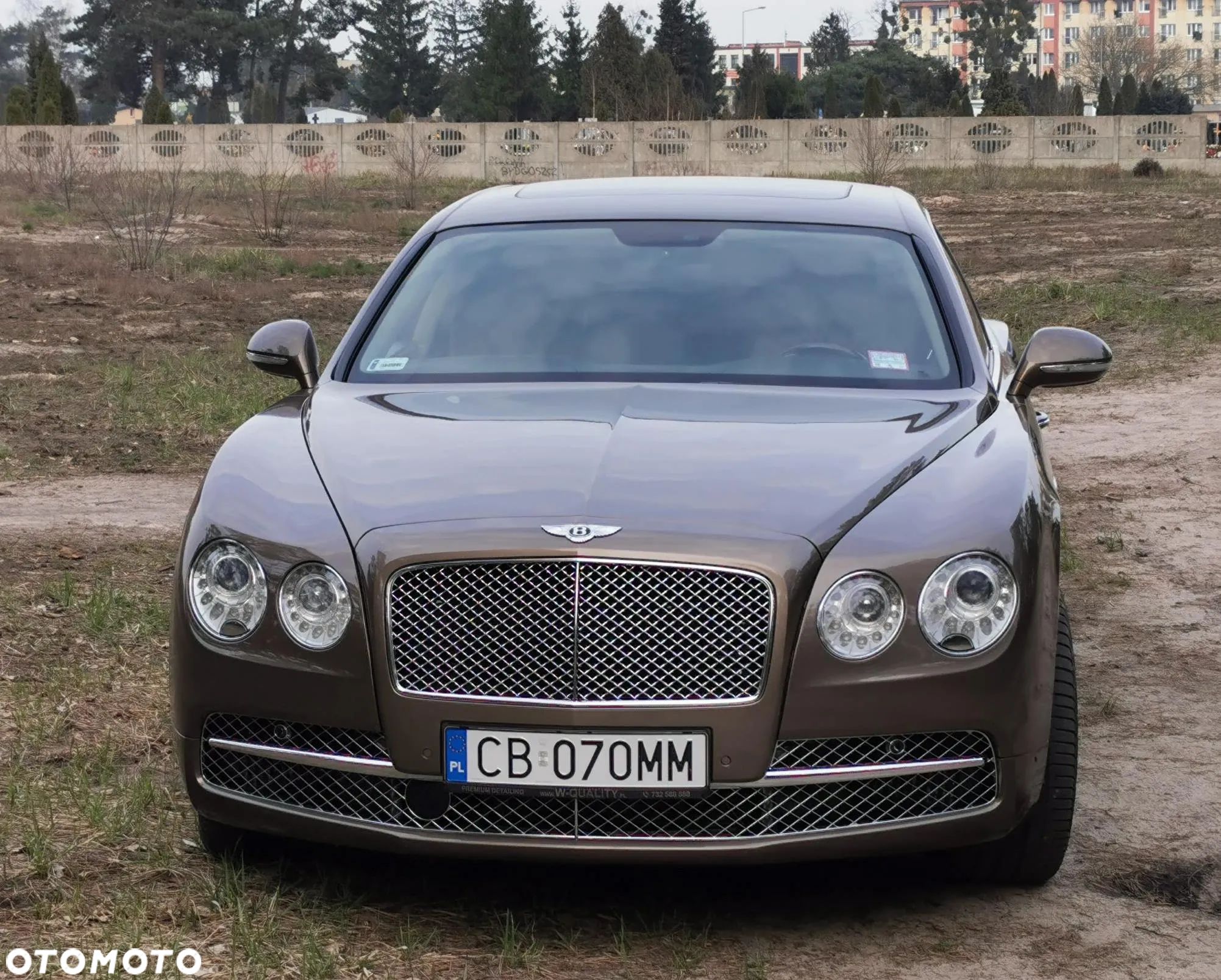 Bentley Flying Spur W12 - 1