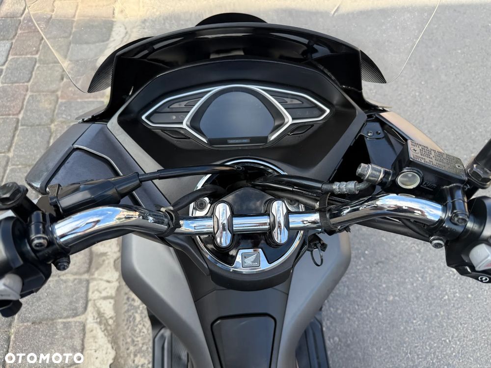 Honda PCX - 9