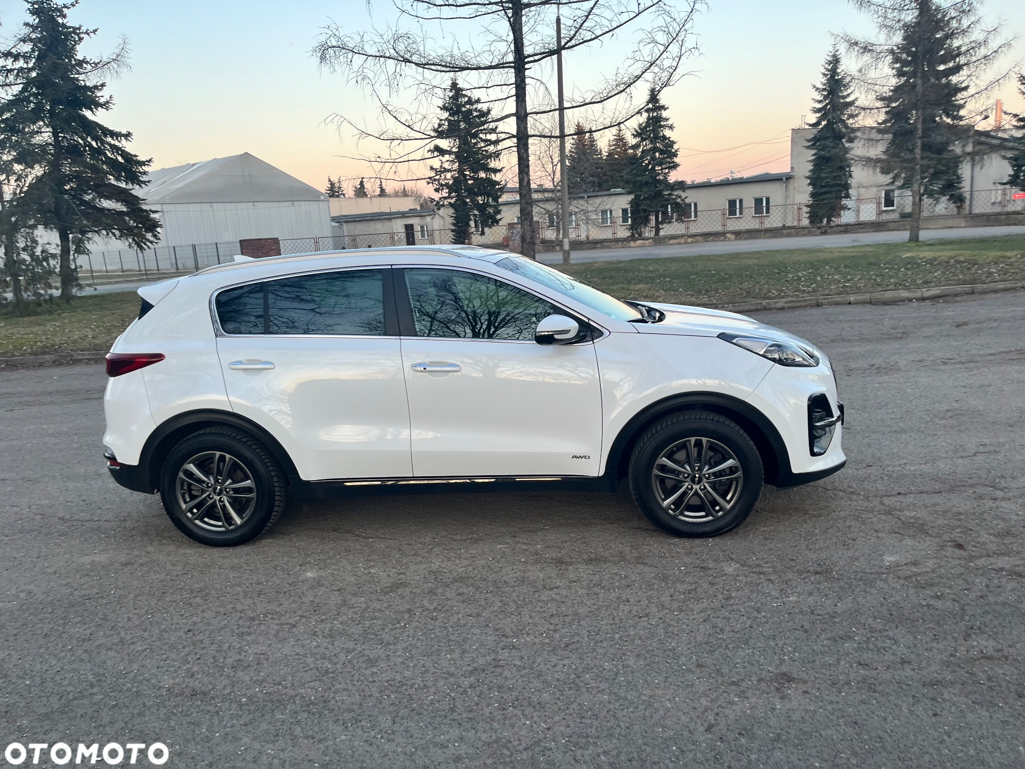 Kia Sportage 2.0 CRDI AWD Eco-Dynamics+ (48V M-H) GT LINE - 9
