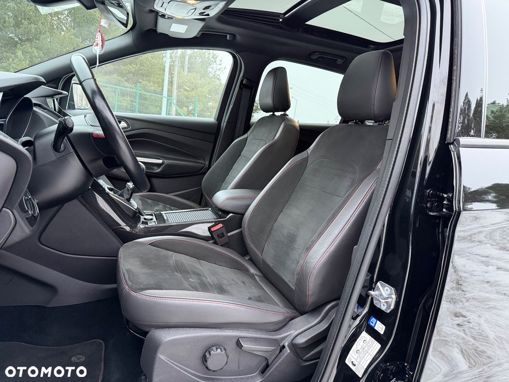 Ford Kuga 1.5 EcoBoost 2x4 ST-Line - 8