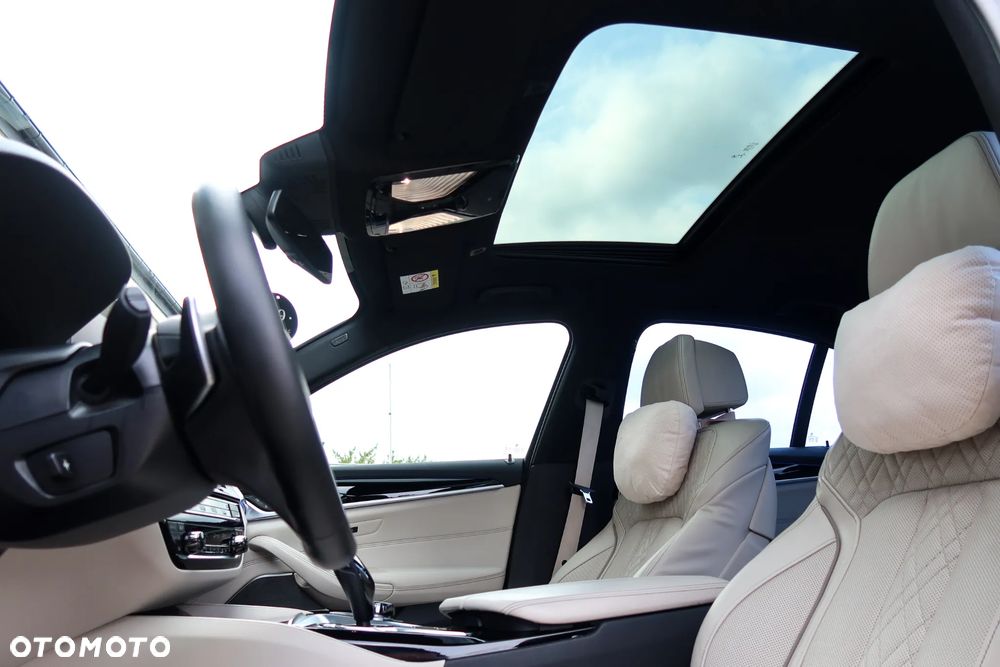 BMW Seria 5 540d xDrive mHEV M Sport sport - 20