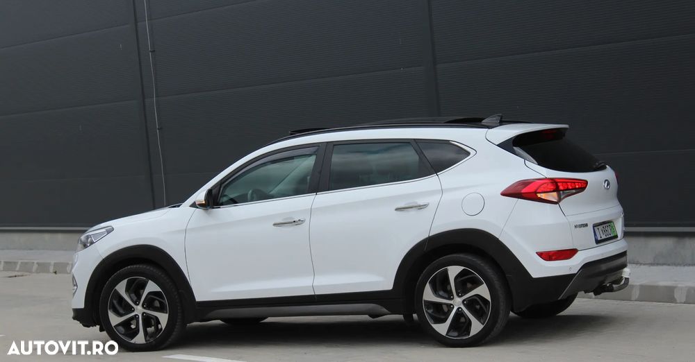 Hyundai Tucson 2.0 CRDI 4WD Automatik Premium - 7
