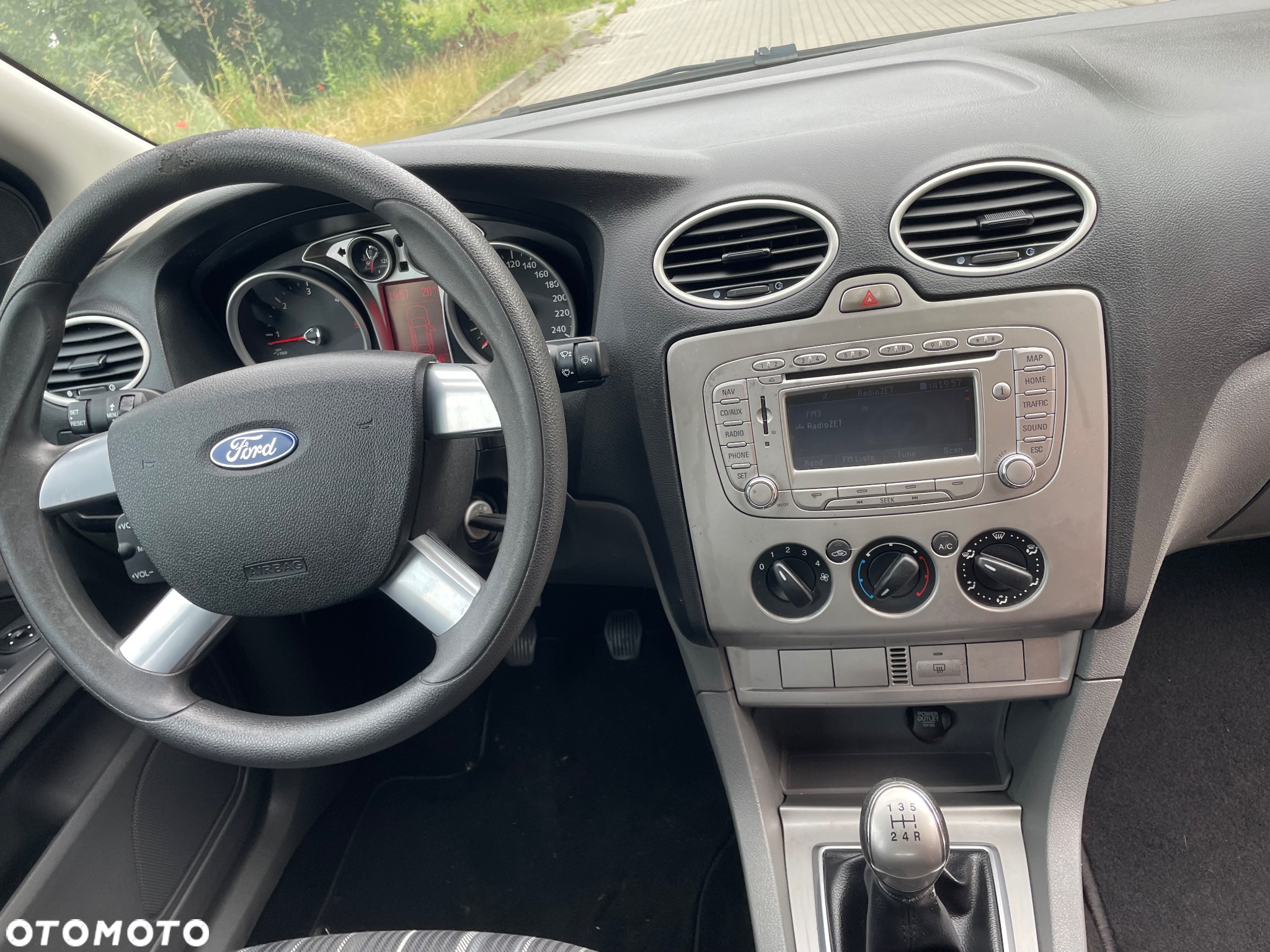 Ford Focus 1.6 TDCi cDPF Silver X - 19