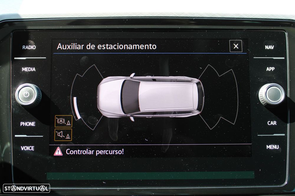 VW Passat Variant 2.0 TDI Business DSG - 46