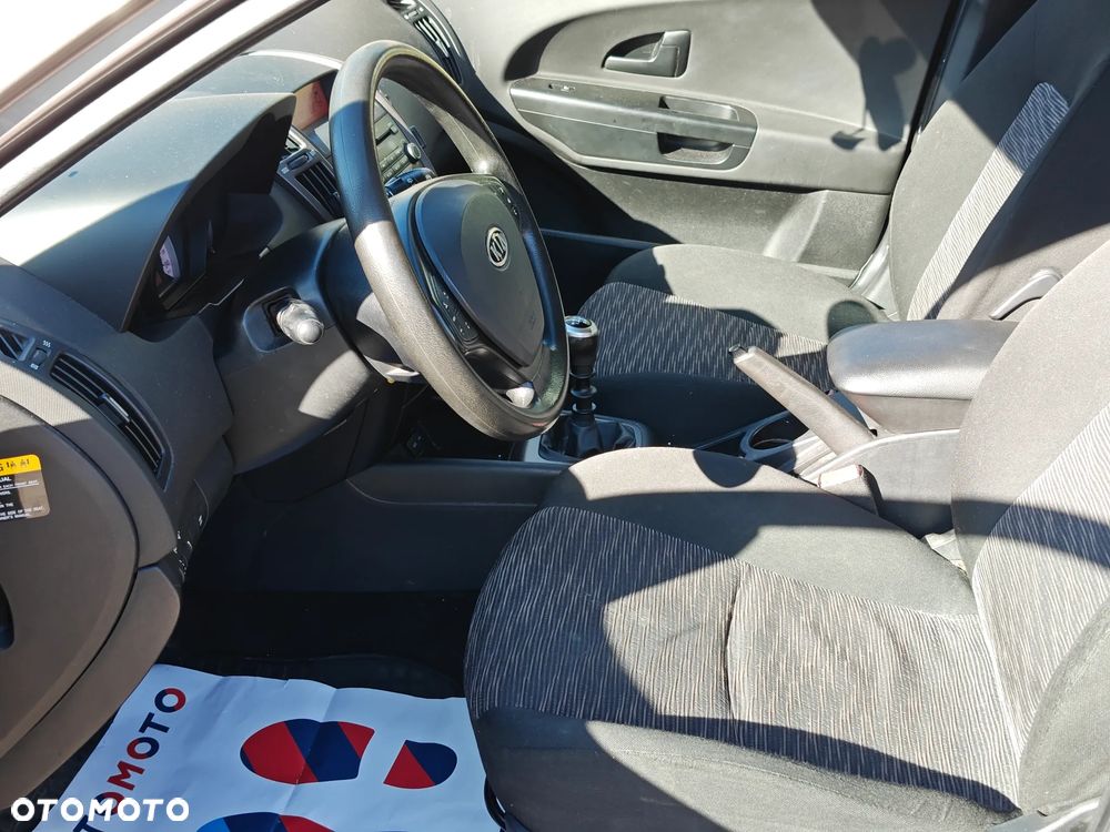 Kia ProCeed 1.6 crdi XL - 6