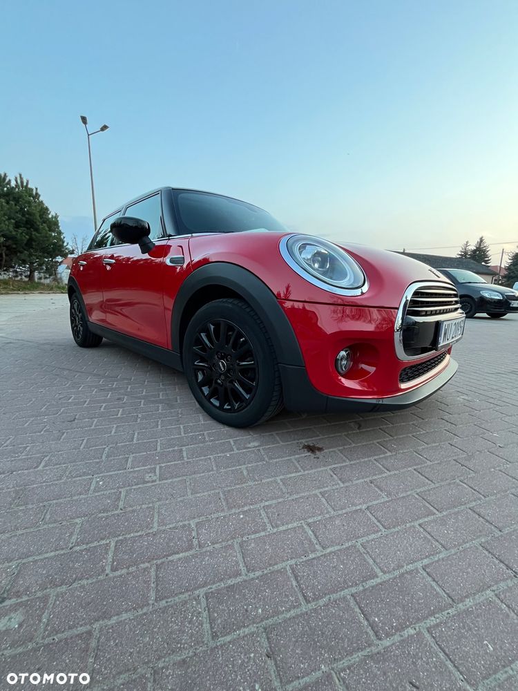 MINI Cooper Standard - 5