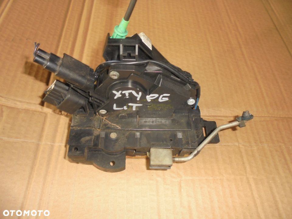 ZAMEK DRZWI LEWY PRAWY  TYL JAGUAR X-TYPE - 2