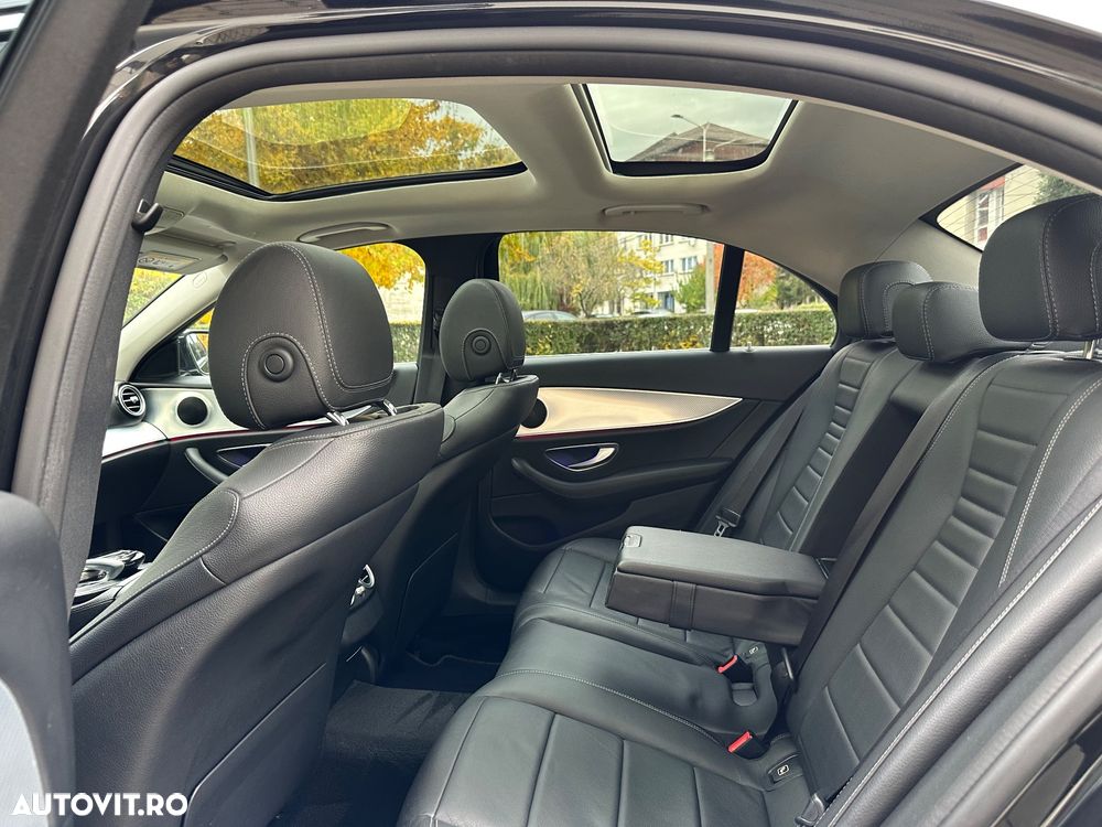 Mercedes-Benz E 220 d T 9G-TRONIC - 29