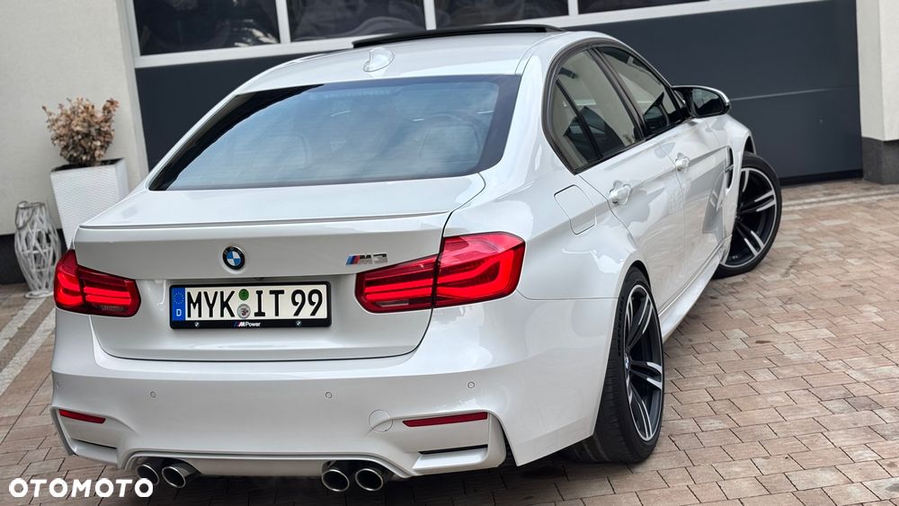 BMW M3 Standard - 4
