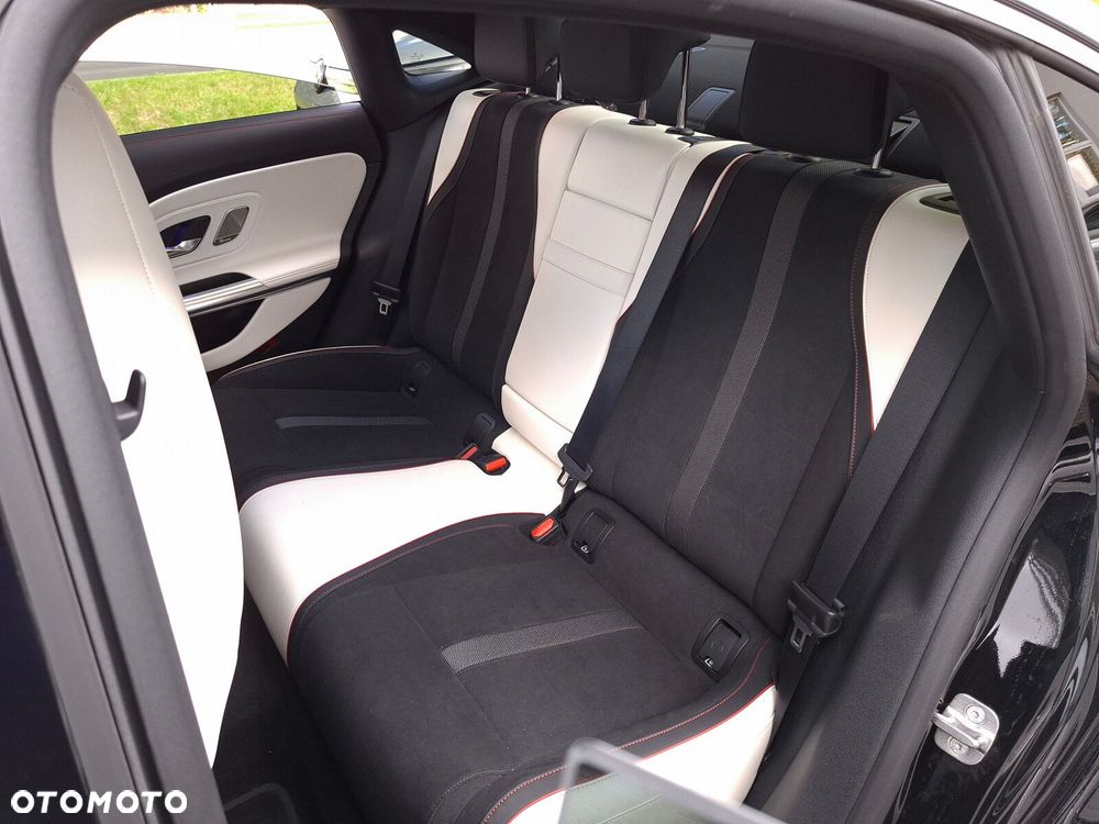 Mercedes-Benz CLA 200 mHEV 8G-DCT - 14