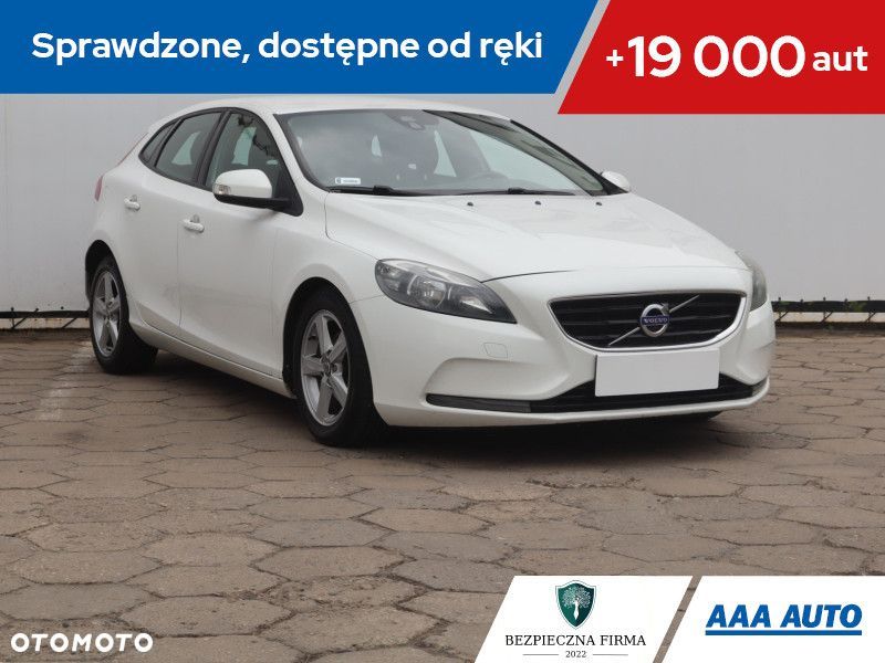 Volvo V40 - 2