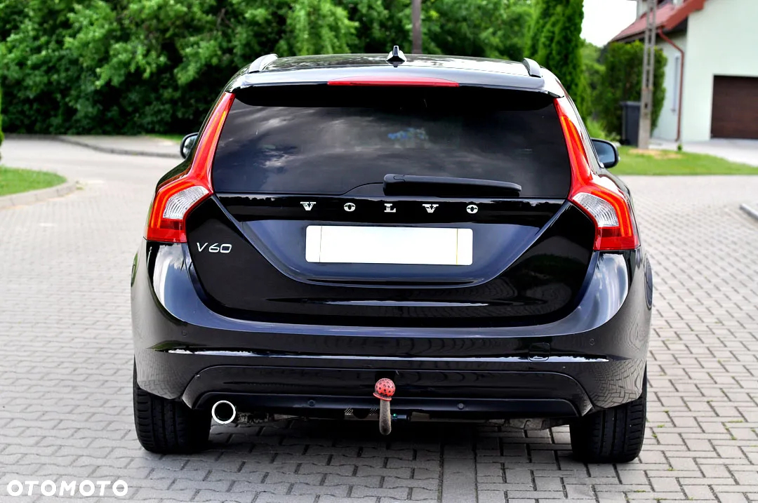 Volvo V60 D3 Geartronic Summum - 17