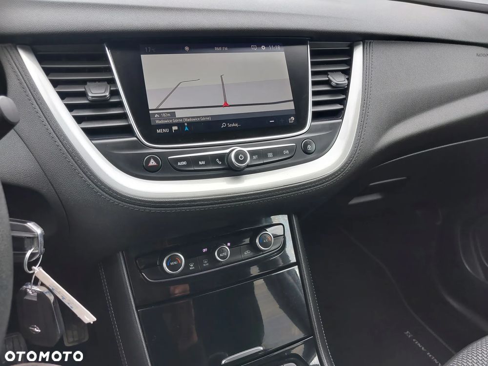 Opel Grandland X - 16