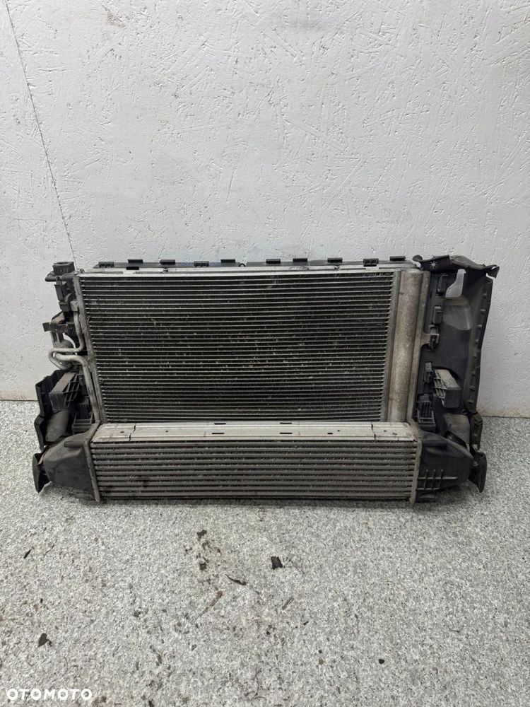 KOMPLET CHŁODNICA WODY KLIMY WENTYLATOR VOLVO V70 III 2012- 31338823 2.0 D3