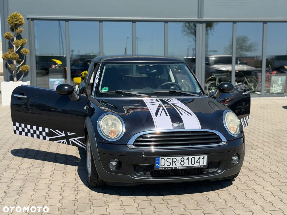 MINI ONE - 1