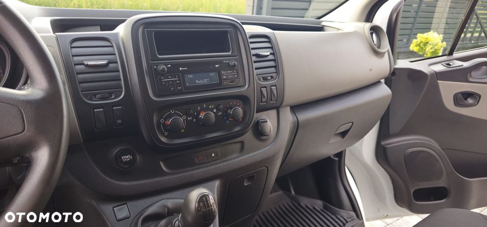 Renault Trafic - 12