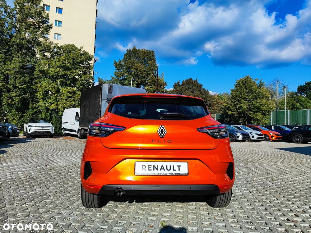 Renault Clio - 6
