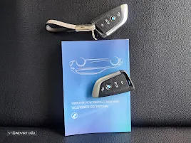 BMW 320 e Touring Corporate Edition Auto - 13